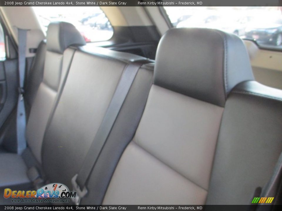 2008 Jeep Grand Cherokee Laredo 4x4 Stone White / Dark Slate Gray Photo #29