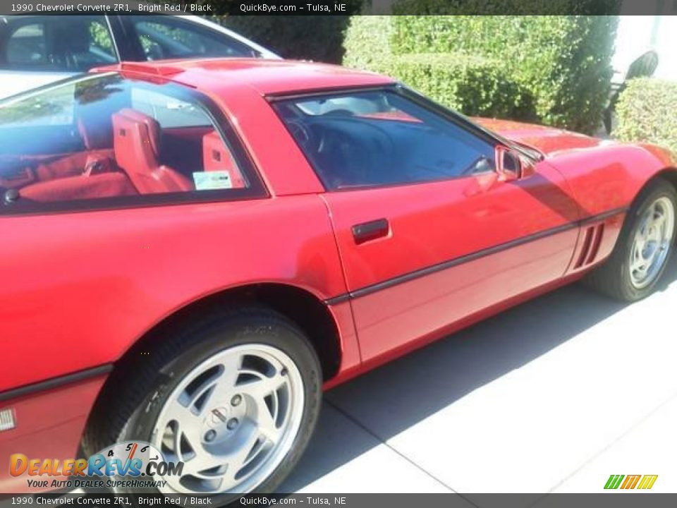 1990 Chevrolet Corvette ZR1 Bright Red / Black Photo #1