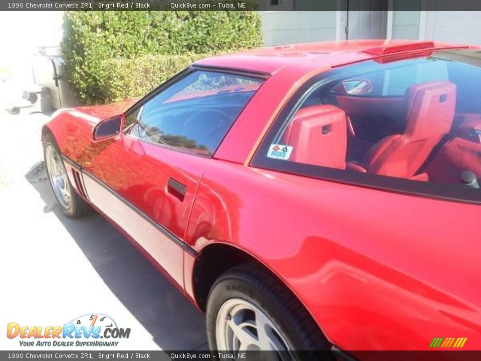 1990 Chevrolet Corvette ZR1 Bright Red / Black Photo #2