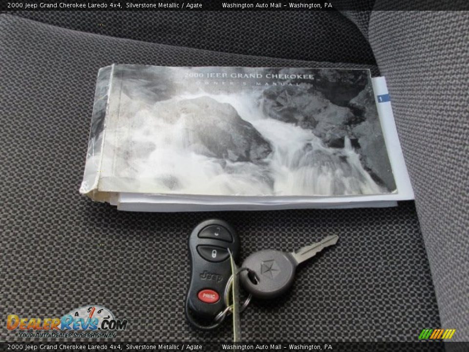 2000 Jeep Grand Cherokee Laredo 4x4 Silverstone Metallic / Agate Photo #28