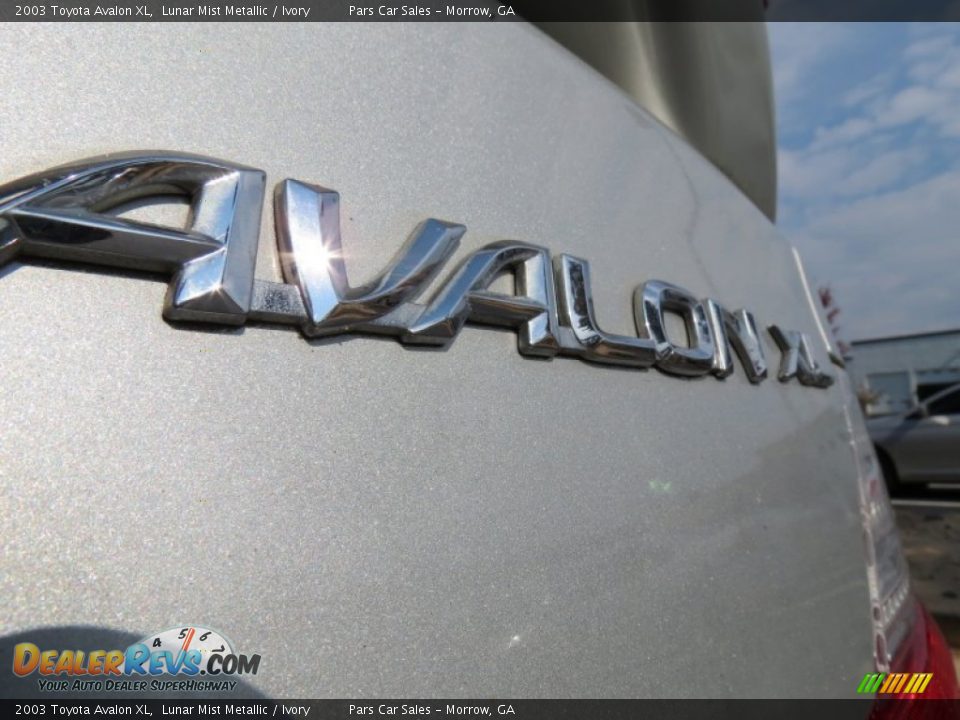 2003 Toyota Avalon XL Lunar Mist Metallic / Ivory Photo #10