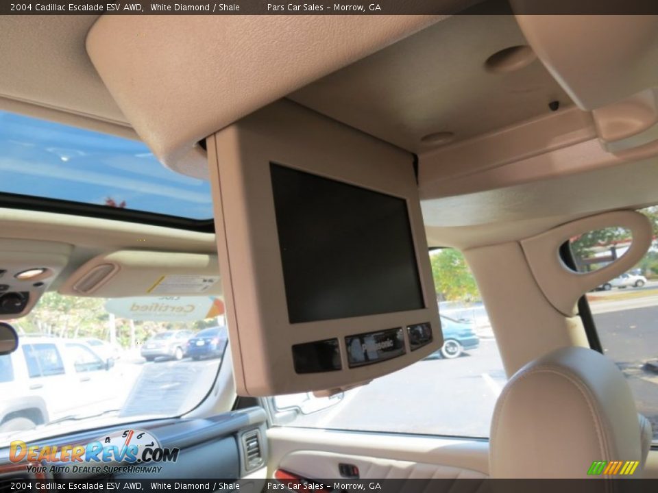 2004 Cadillac Escalade ESV AWD White Diamond / Shale Photo #10