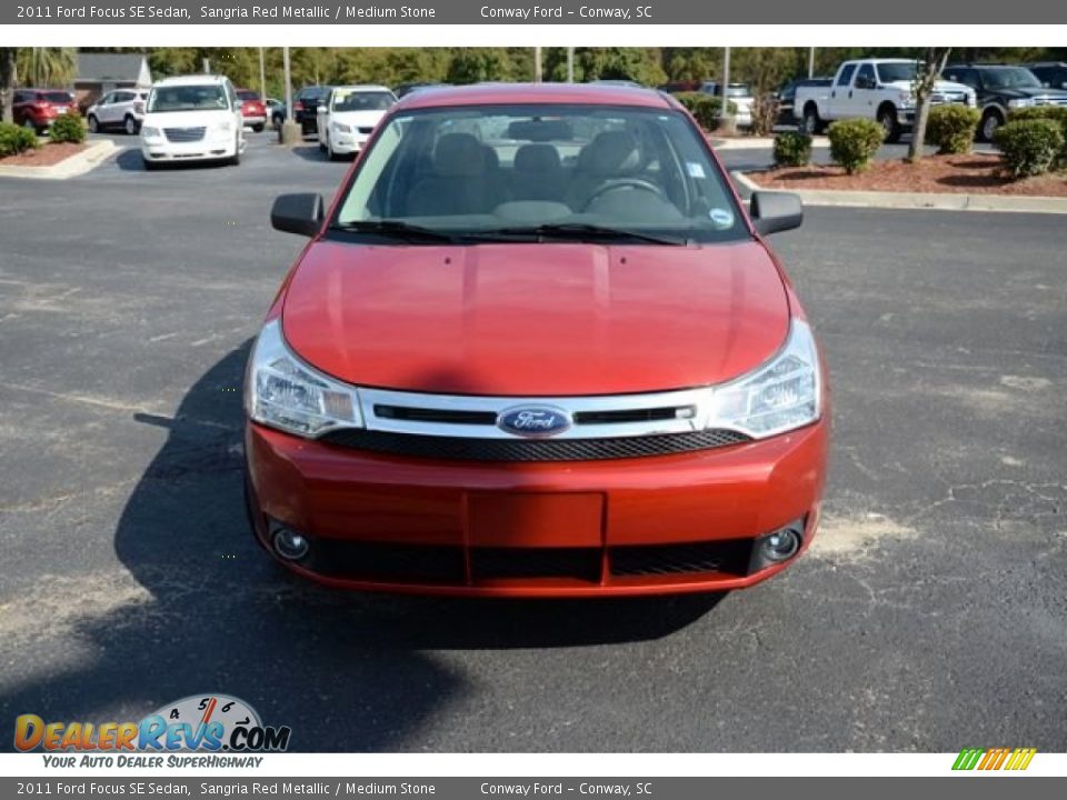 2011 Ford Focus SE Sedan Sangria Red Metallic / Medium Stone Photo #2