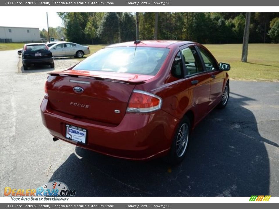 2011 Ford Focus SE Sedan Sangria Red Metallic / Medium Stone Photo #5