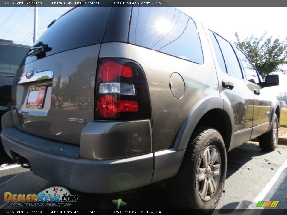 2006 Ford Explorer XLT Mineral Grey Metallic / Stone Photo #3