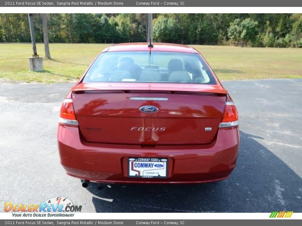 2011 Ford Focus SE Sedan Sangria Red Metallic / Medium Stone Photo #7