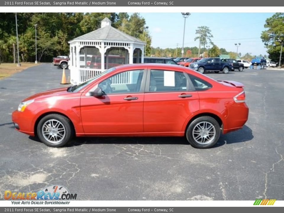 2011 Ford Focus SE Sedan Sangria Red Metallic / Medium Stone Photo #9