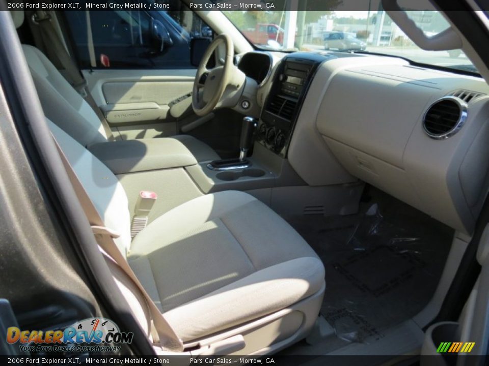 2006 Ford Explorer XLT Mineral Grey Metallic / Stone Photo #12