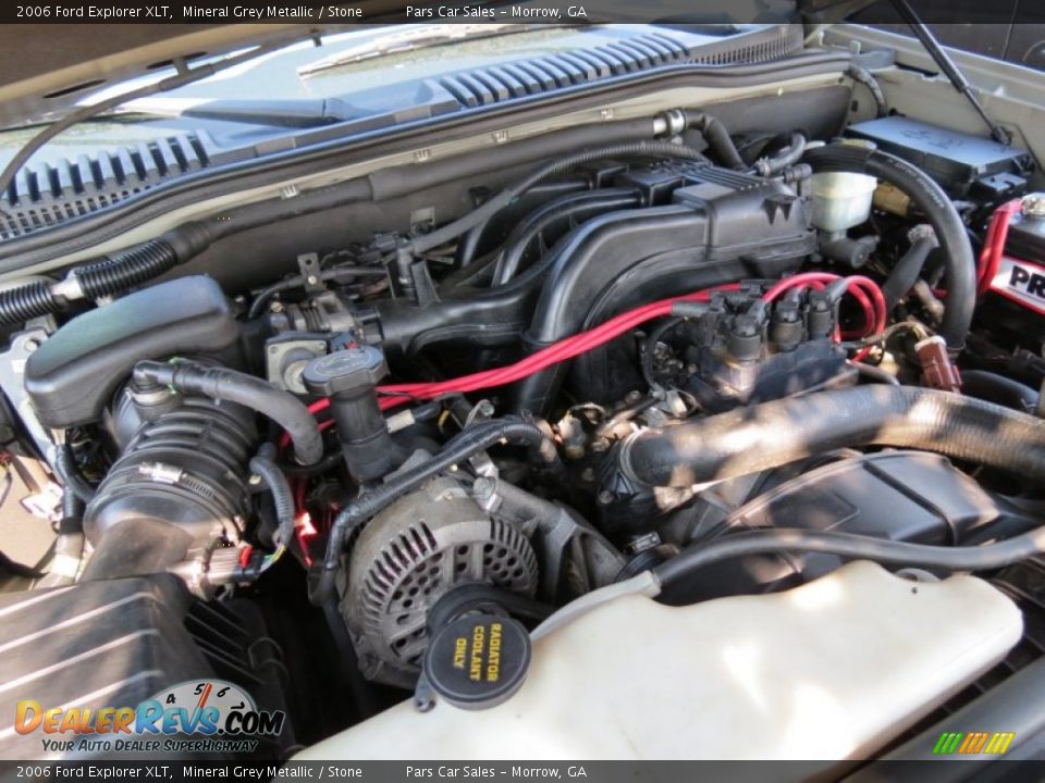 2006 Ford Explorer XLT Mineral Grey Metallic / Stone Photo #13