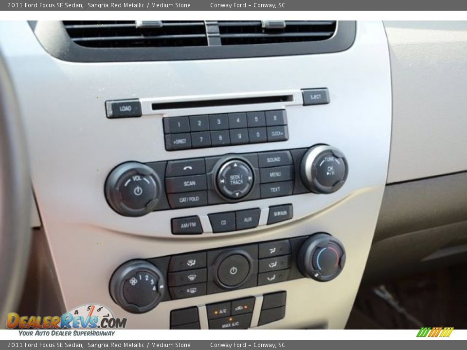 2011 Ford Focus SE Sedan Sangria Red Metallic / Medium Stone Photo #26