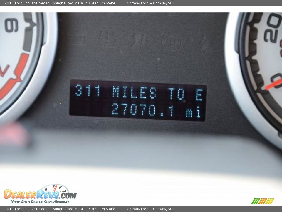 2011 Ford Focus SE Sedan Sangria Red Metallic / Medium Stone Photo #29