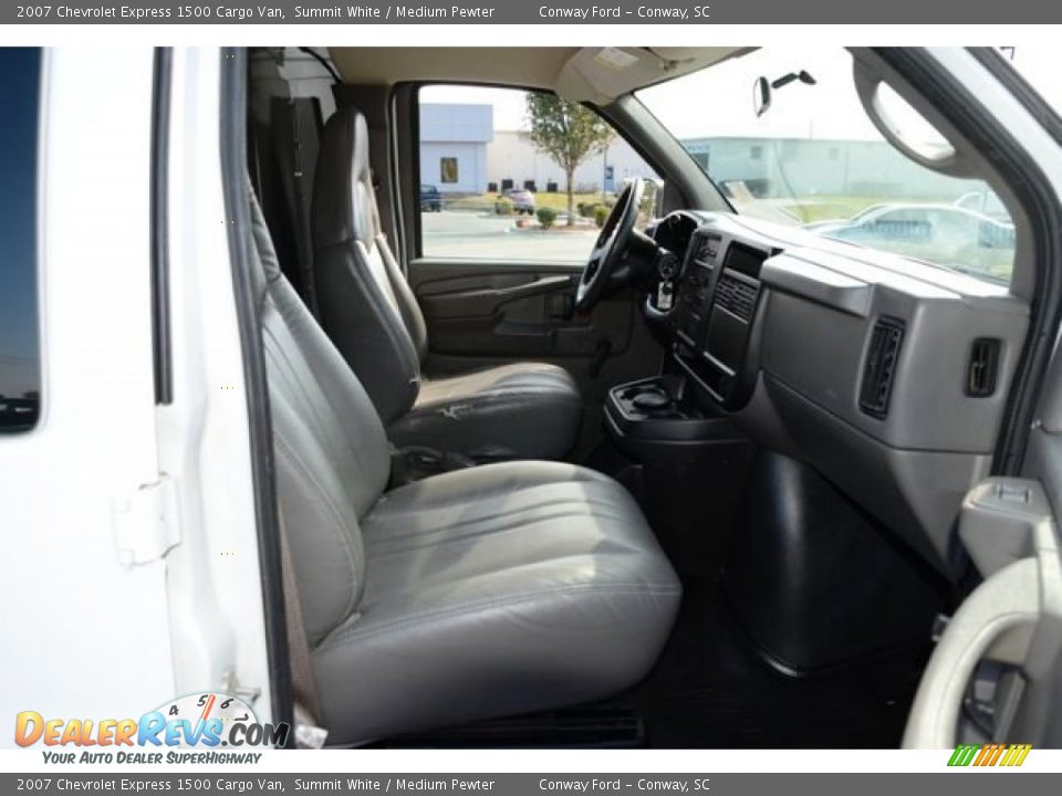 2007 Chevrolet Express 1500 Cargo Van Summit White / Medium Pewter Photo #23