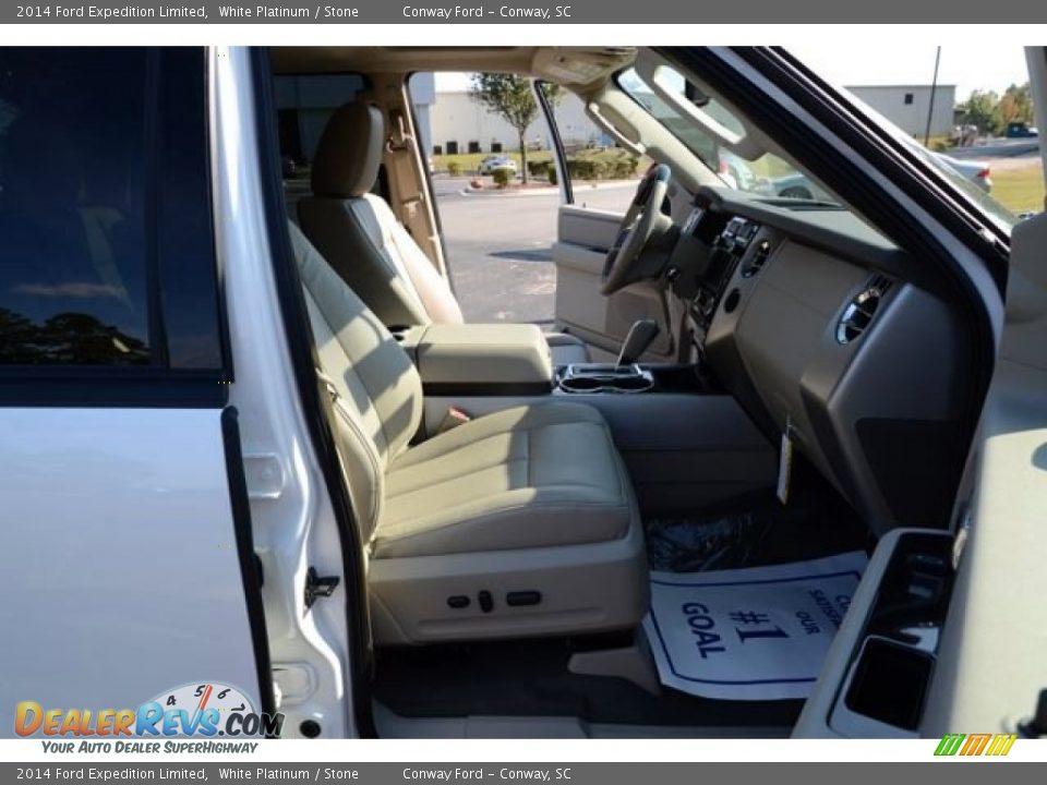 2014 Ford Expedition Limited White Platinum / Stone Photo #17