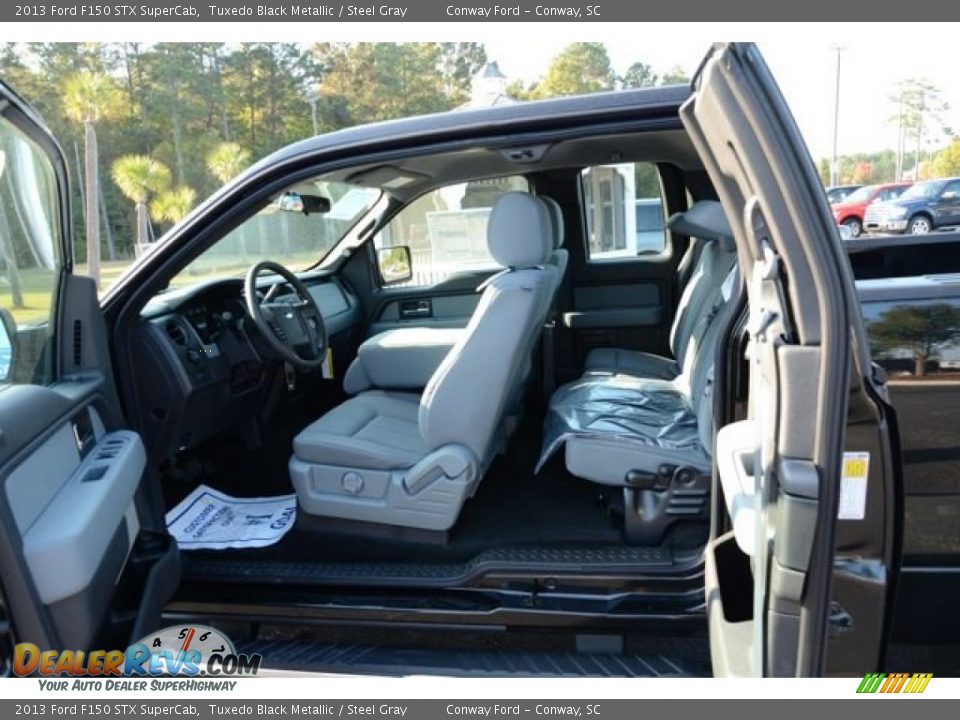 2013 Ford F150 STX SuperCab Tuxedo Black Metallic / Steel Gray Photo #11