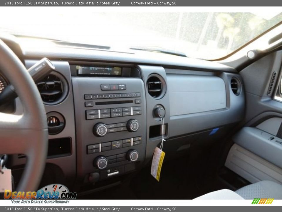 2013 Ford F150 STX SuperCab Tuxedo Black Metallic / Steel Gray Photo #23