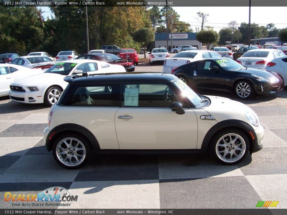 2012 Mini Cooper Hardtop Pepper White / Carbon Black Photo #3