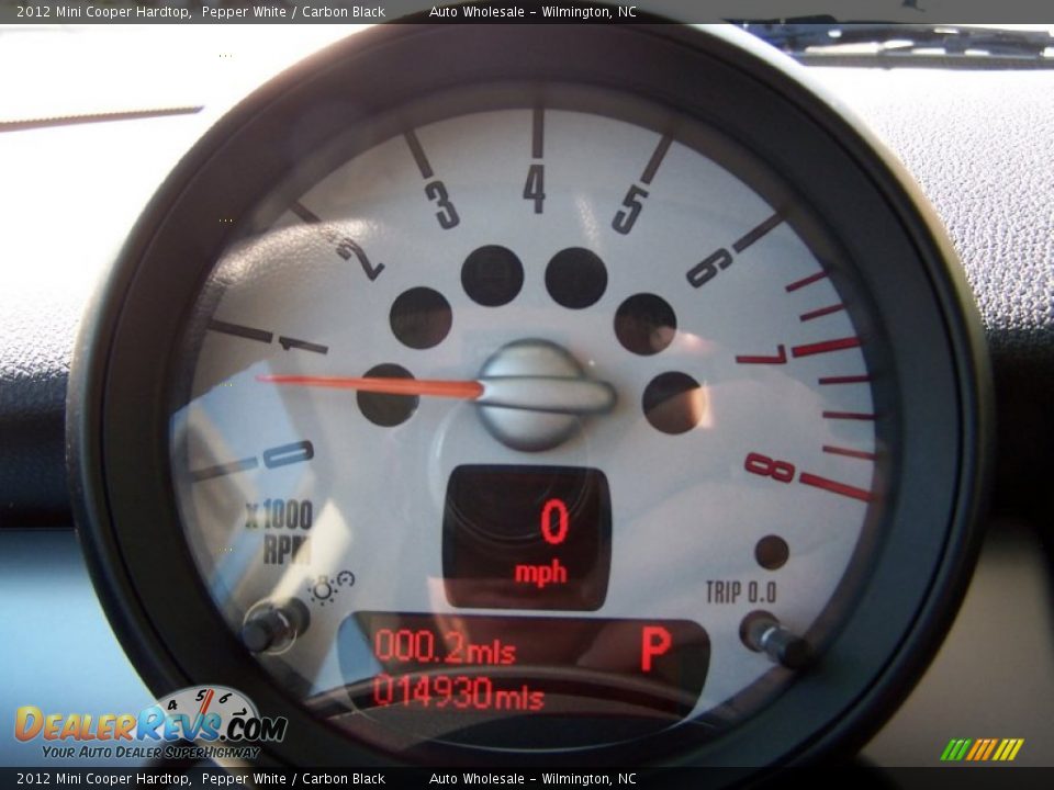 2012 Mini Cooper Hardtop Pepper White / Carbon Black Photo #16