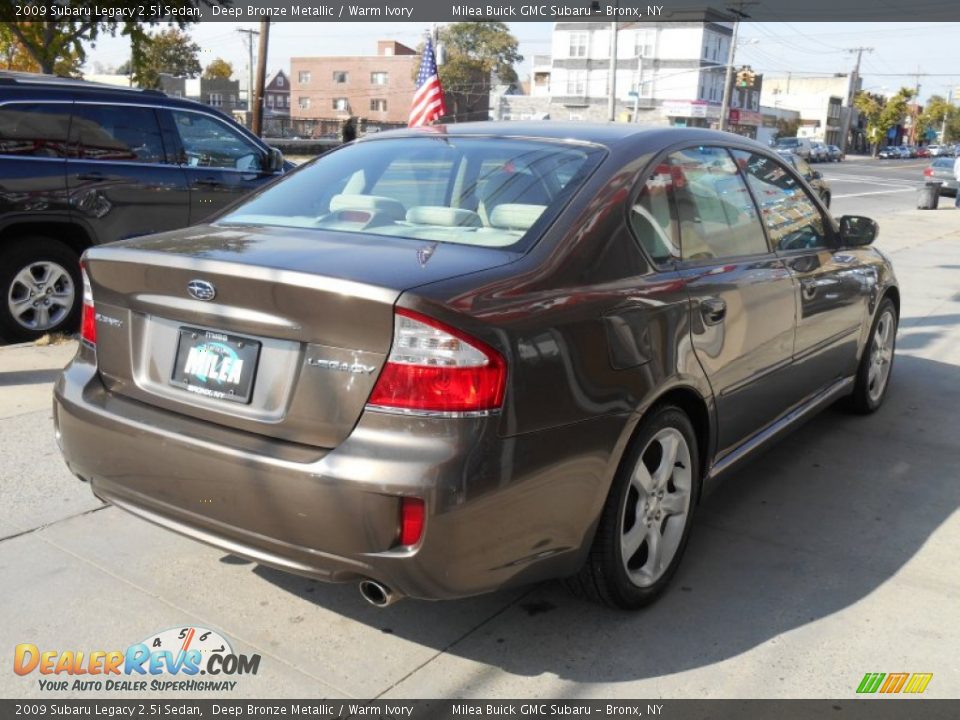 2009 Subaru Legacy 2.5i Sedan Deep Bronze Metallic / Warm Ivory Photo #6