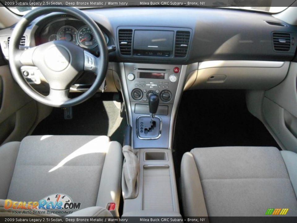 2009 Subaru Legacy 2.5i Sedan Deep Bronze Metallic / Warm Ivory Photo #8