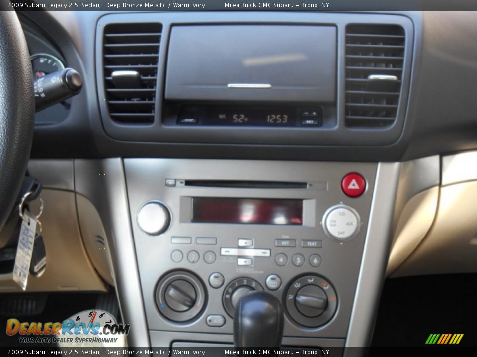 2009 Subaru Legacy 2.5i Sedan Deep Bronze Metallic / Warm Ivory Photo #9
