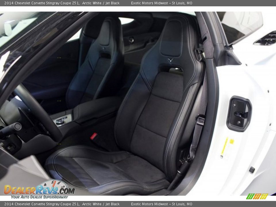 Front Seat of 2014 Chevrolet Corvette Stingray Coupe Z51 Photo #34