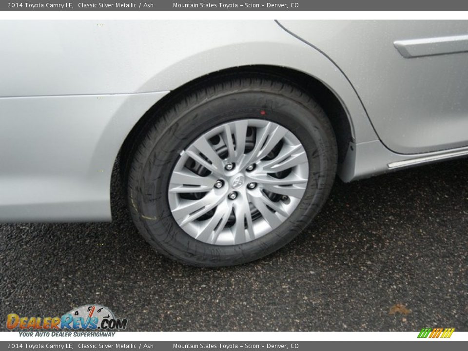 2014 Toyota Camry LE Classic Silver Metallic / Ash Photo #9
