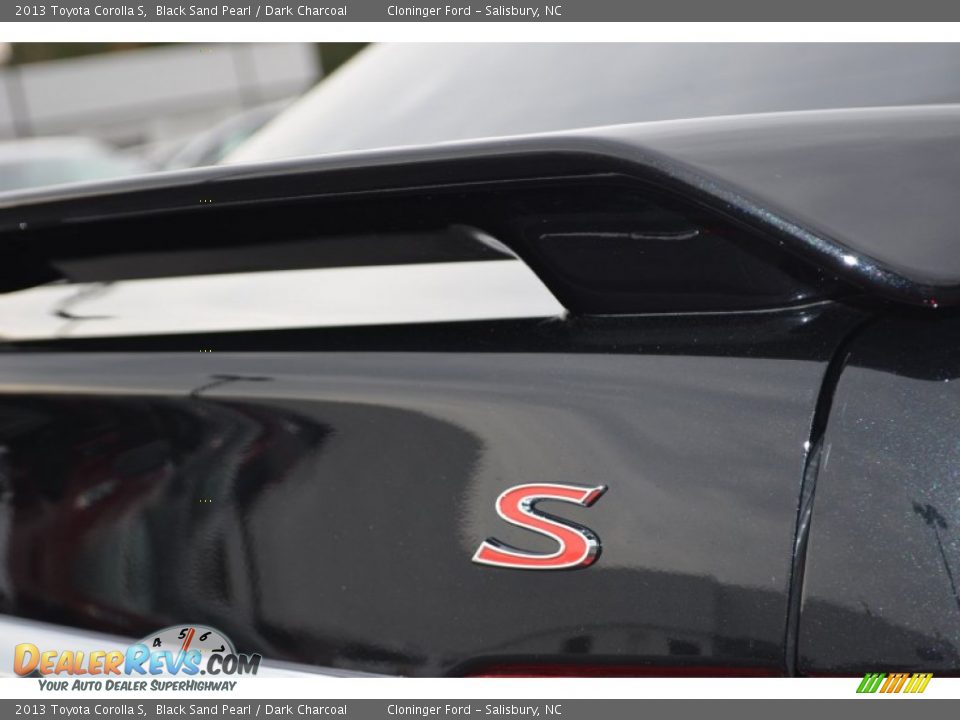 2013 Toyota Corolla S Black Sand Pearl / Dark Charcoal Photo #20