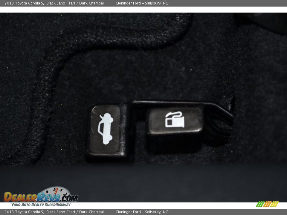 2013 Toyota Corolla S Black Sand Pearl / Dark Charcoal Photo #21