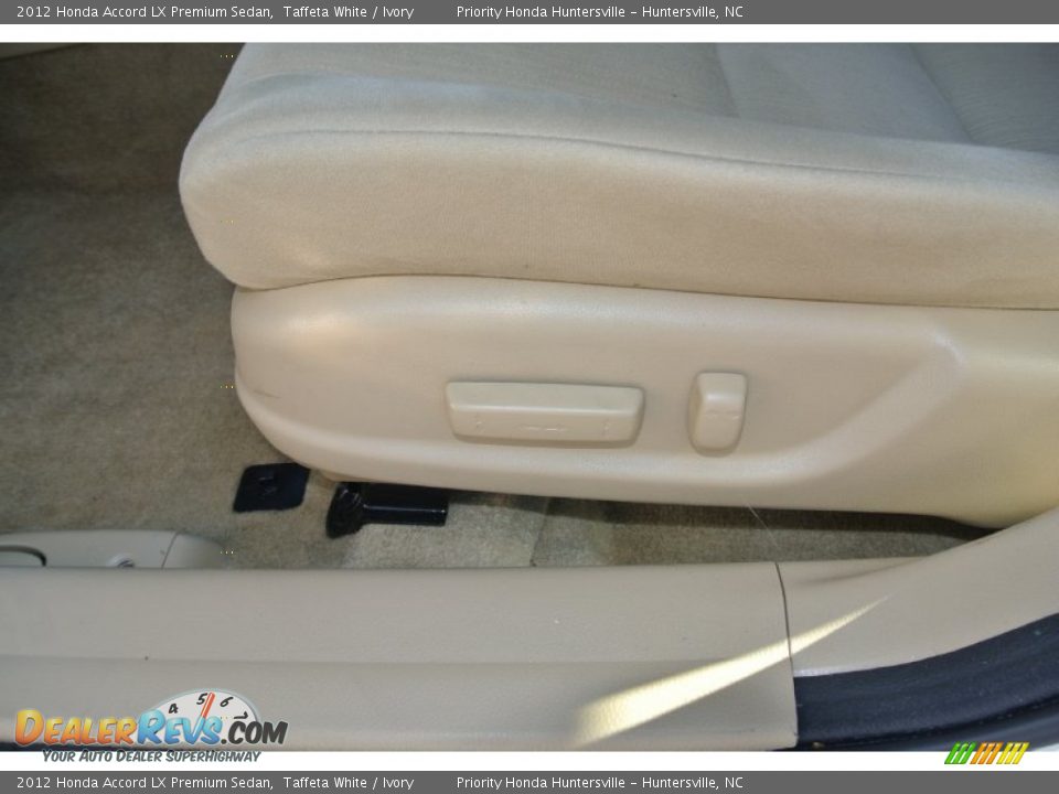 2012 Honda Accord LX Premium Sedan Taffeta White / Ivory Photo #9