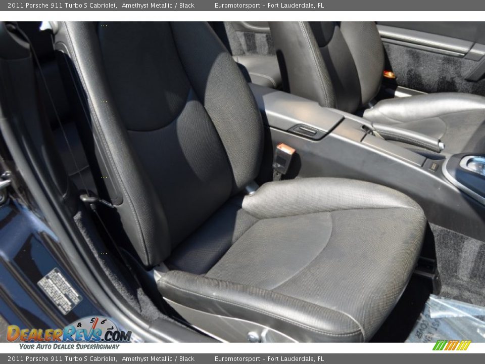 2011 Porsche 911 Turbo S Cabriolet Amethyst Metallic / Black Photo #28
