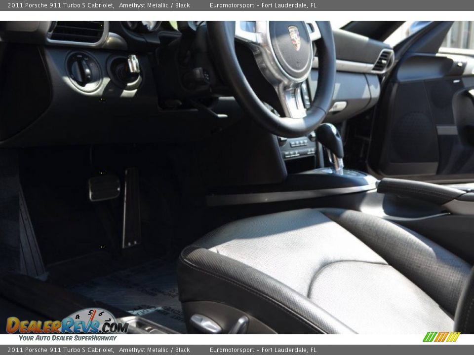 2011 Porsche 911 Turbo S Cabriolet Amethyst Metallic / Black Photo #31