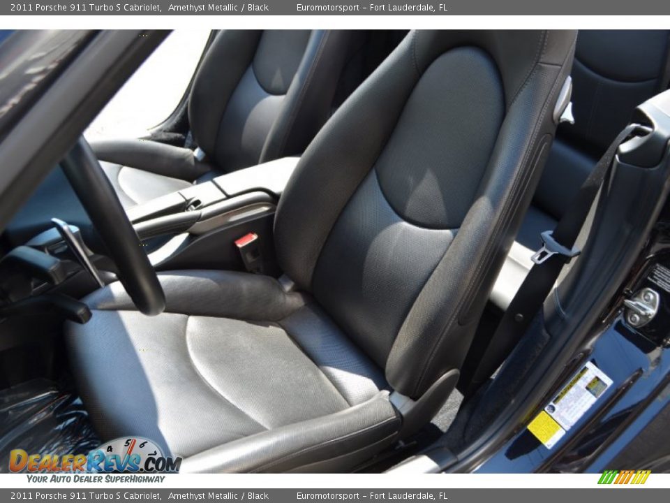 2011 Porsche 911 Turbo S Cabriolet Amethyst Metallic / Black Photo #32
