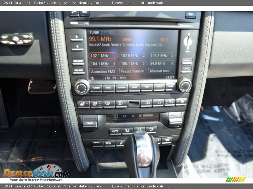 2011 Porsche 911 Turbo S Cabriolet Amethyst Metallic / Black Photo #37