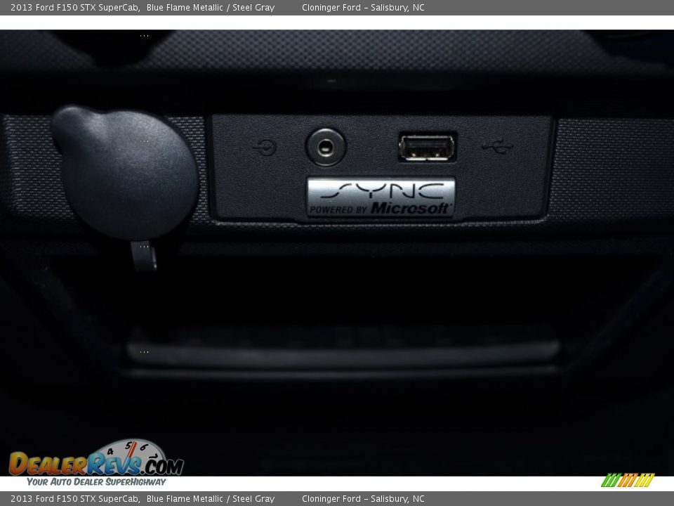 2013 Ford F150 STX SuperCab Blue Flame Metallic / Steel Gray Photo #27
