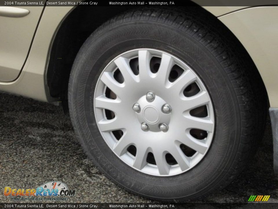 2004 Toyota Sienna LE Desert Sand Mica / Stone Gray Photo #6