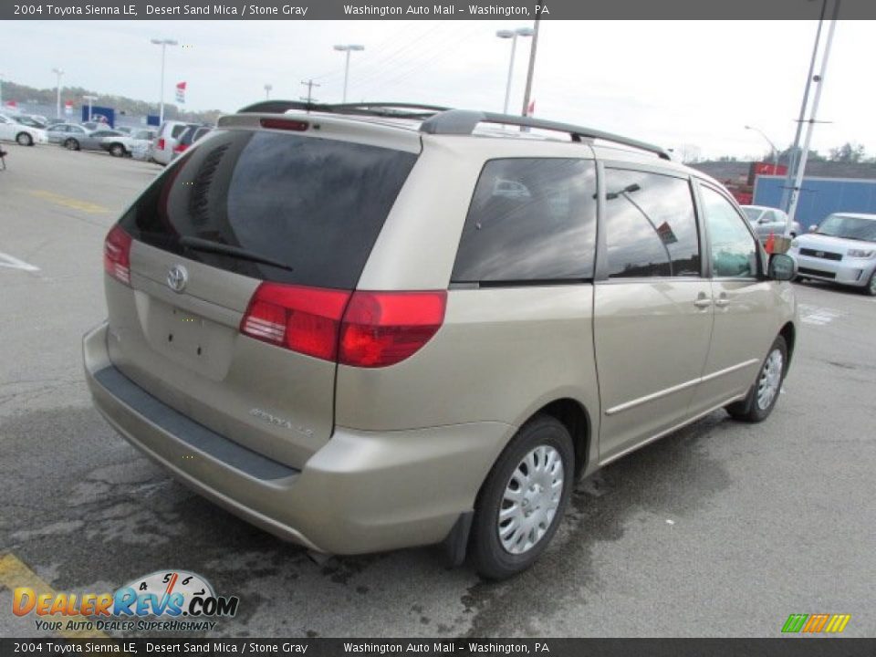 2004 Toyota Sienna LE Desert Sand Mica / Stone Gray Photo #9