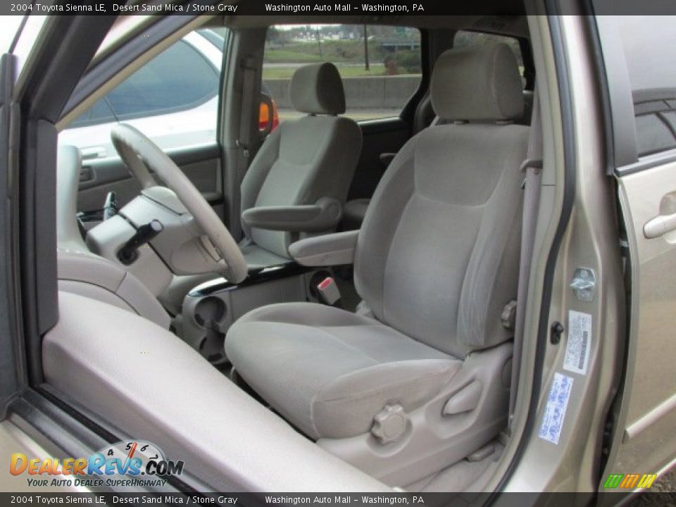 2004 Toyota Sienna LE Desert Sand Mica / Stone Gray Photo #11