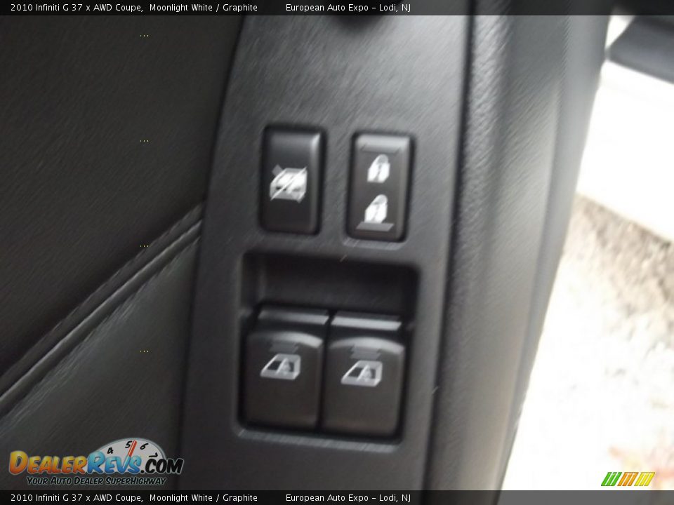 2010 Infiniti G 37 x AWD Coupe Moonlight White / Graphite Photo #18