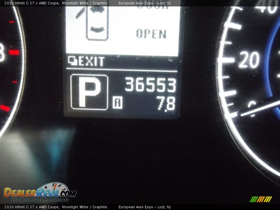 2010 Infiniti G 37 x AWD Coupe Moonlight White / Graphite Photo #30