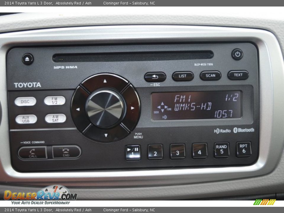 Audio System of 2014 Toyota Yaris L 3 Door Photo #19
