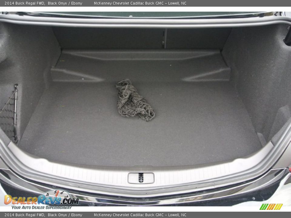 2014 Buick Regal FWD Black Onyx / Ebony Photo #18