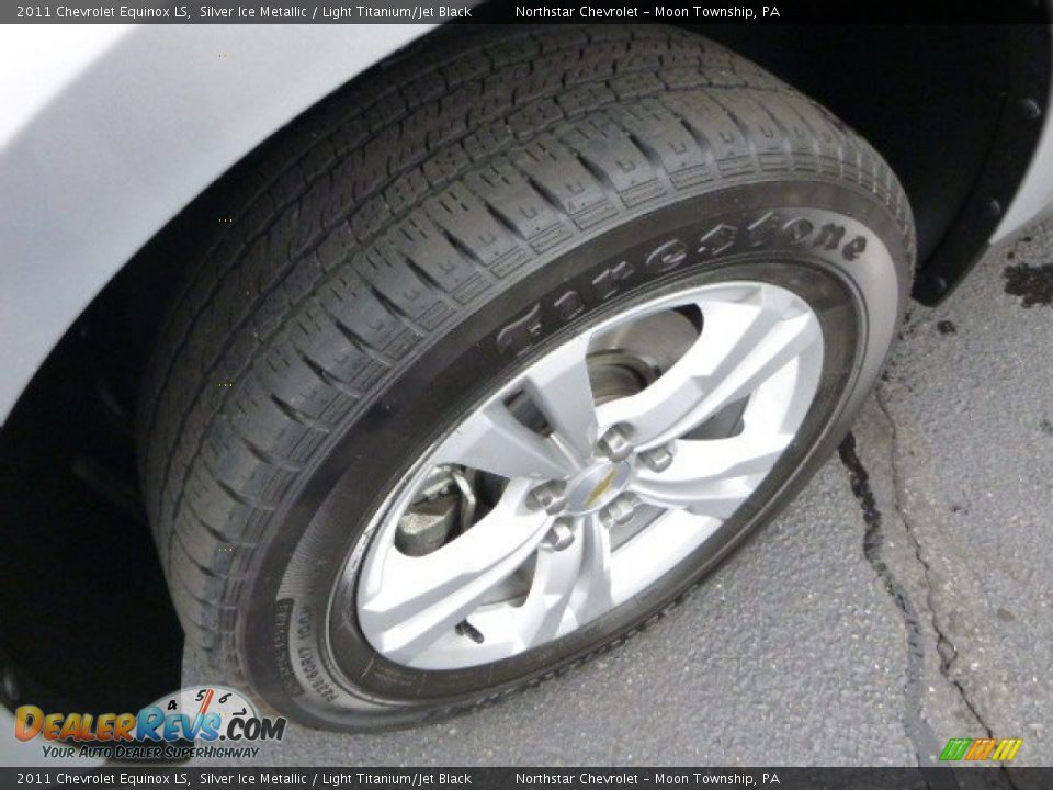 2011 Chevrolet Equinox LS Silver Ice Metallic / Light Titanium/Jet Black Photo #9