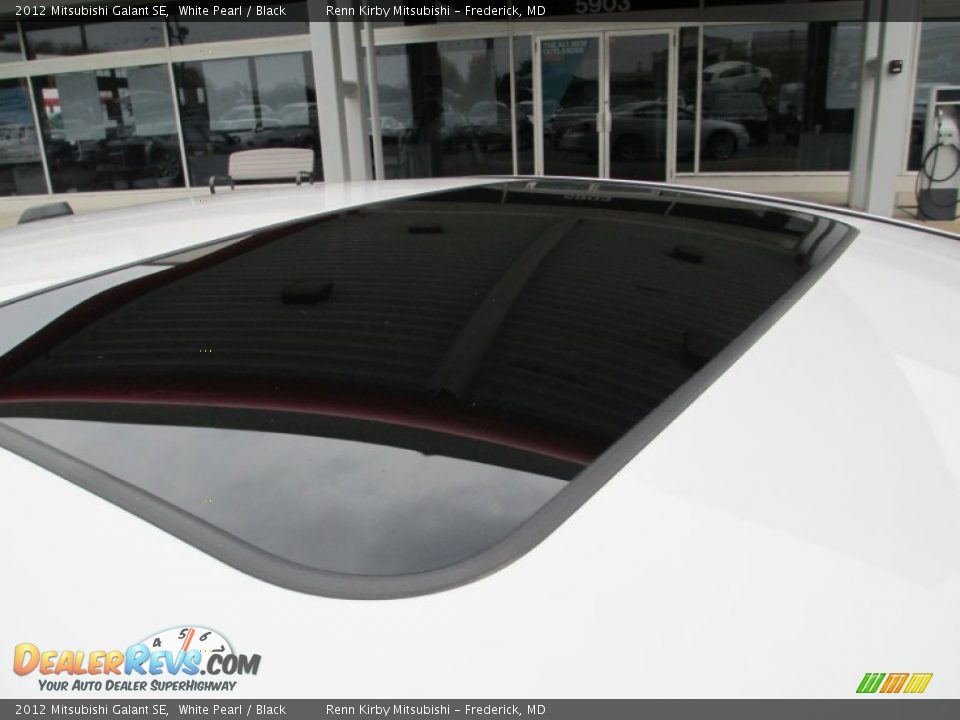 2012 Mitsubishi Galant SE White Pearl / Black Photo #9