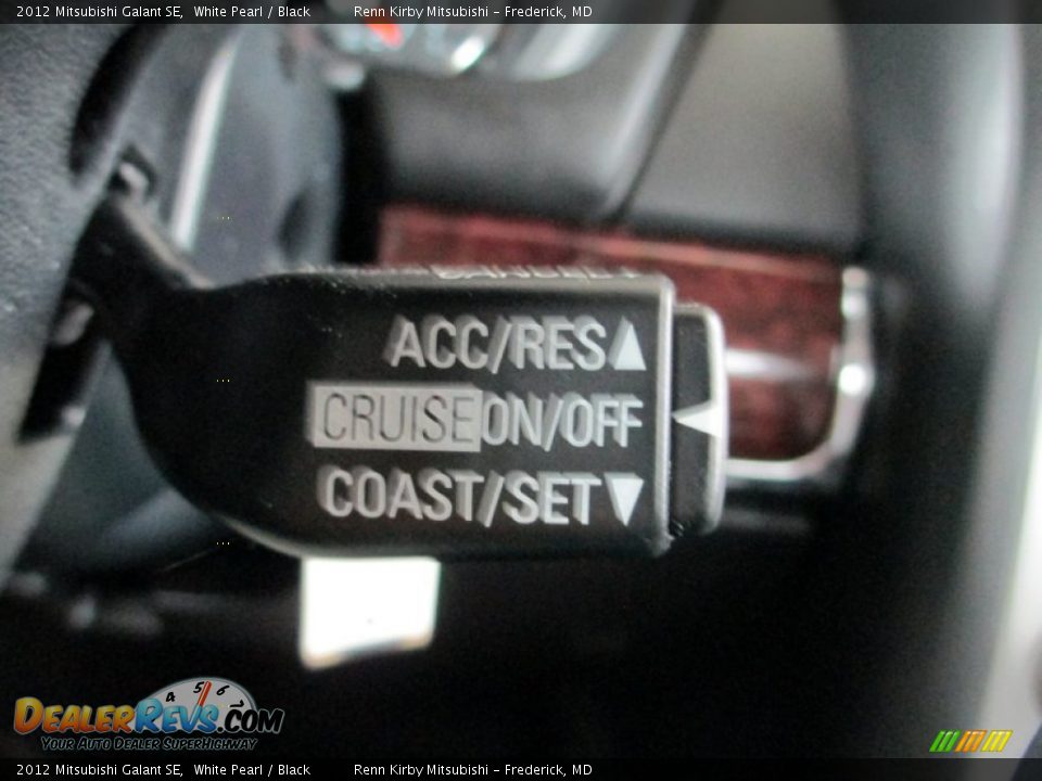 2012 Mitsubishi Galant SE White Pearl / Black Photo #19
