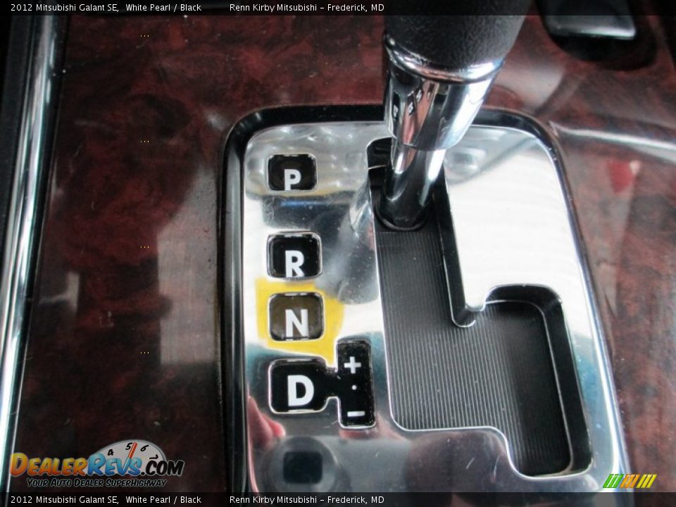 2012 Mitsubishi Galant SE White Pearl / Black Photo #26