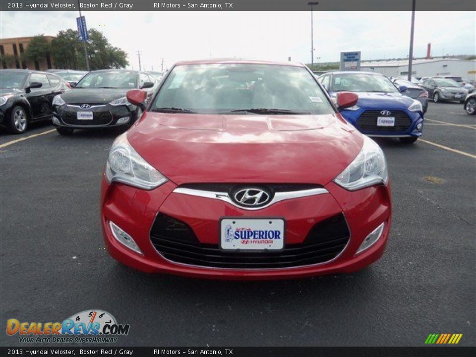 2013 Hyundai Veloster Boston Red / Gray Photo #2