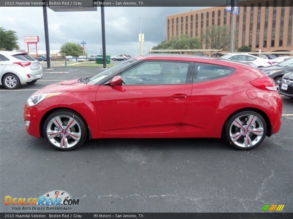 2013 Hyundai Veloster Boston Red / Gray Photo #3