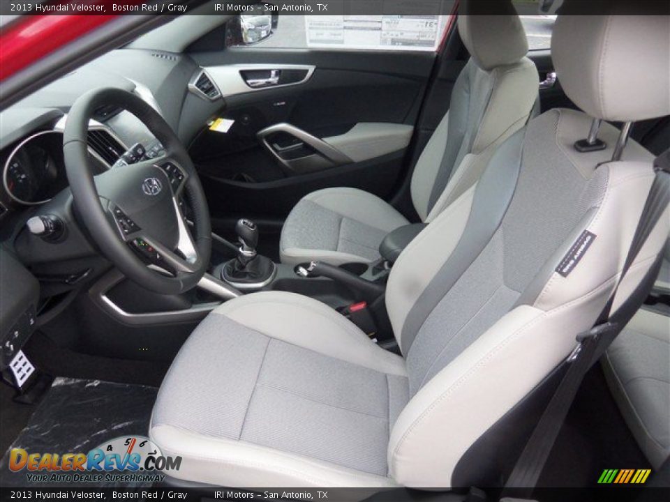 2013 Hyundai Veloster Boston Red / Gray Photo #5