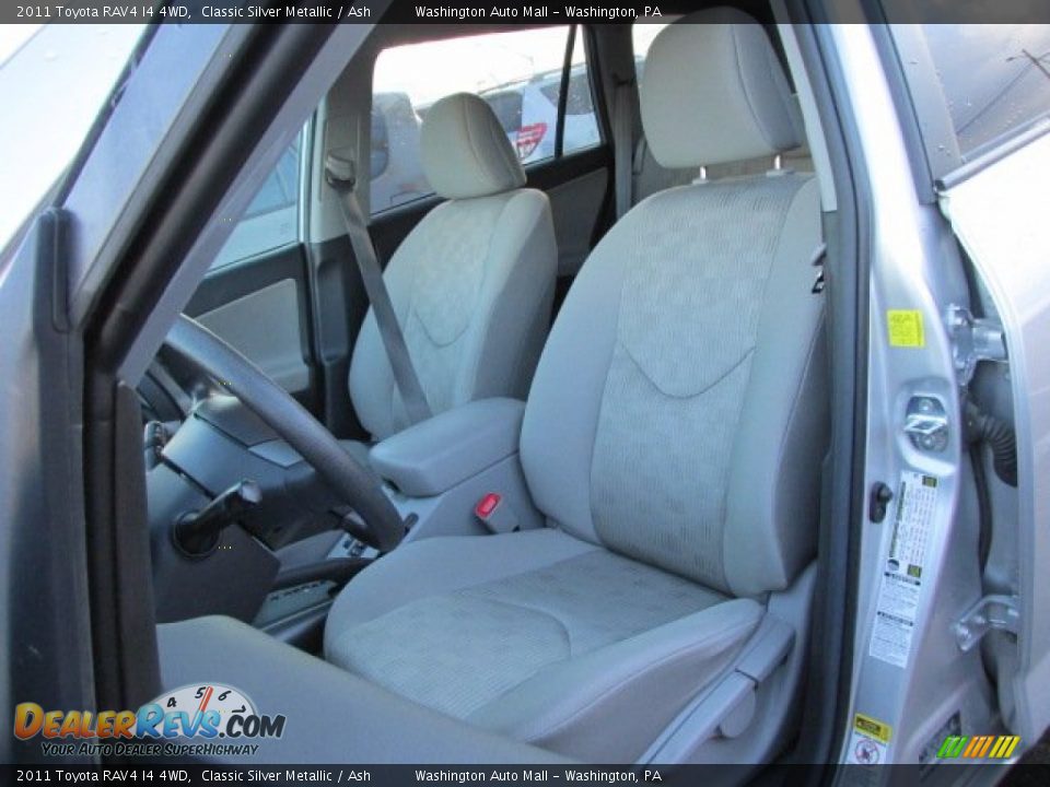 2011 Toyota RAV4 I4 4WD Classic Silver Metallic / Ash Photo #11