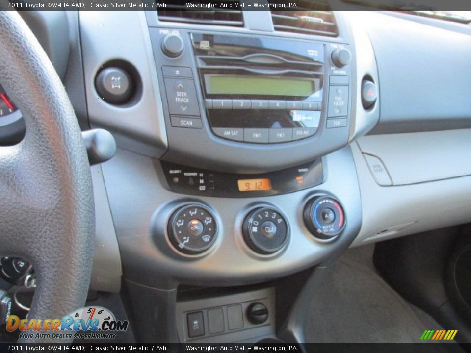 2011 Toyota RAV4 I4 4WD Classic Silver Metallic / Ash Photo #12